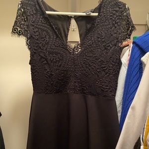Lace flare dress- Medium